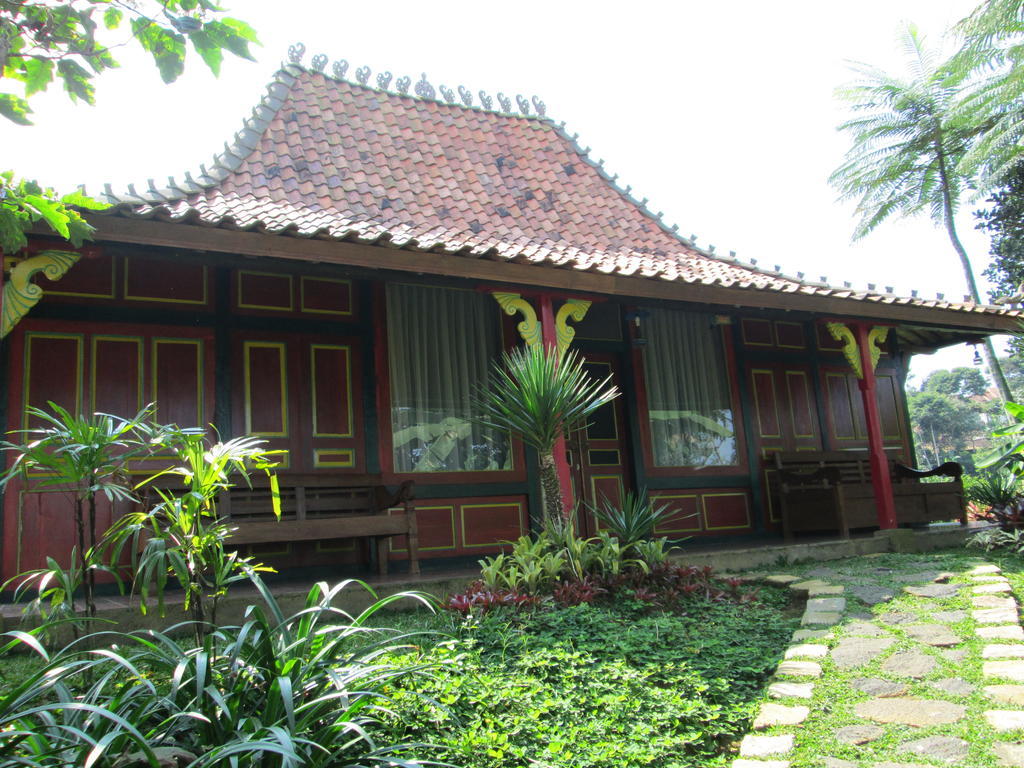 Dulang Resort & Resto Bandung Habitación foto